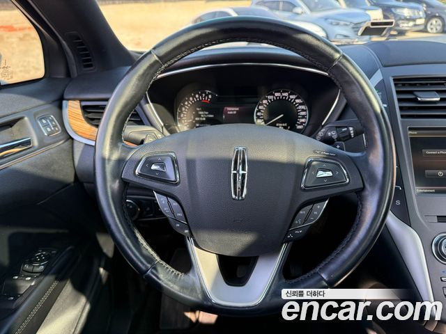Lincoln MKC 2.0 AWD 2015 — фото 8