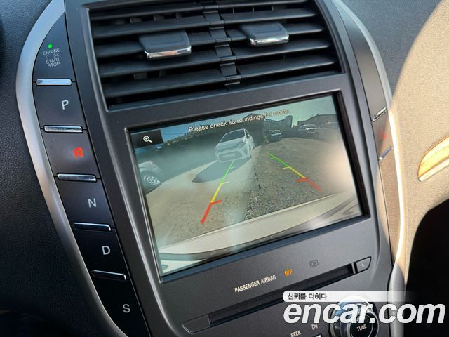 Lincoln MKC 2.0 AWD 2015 — фото 17