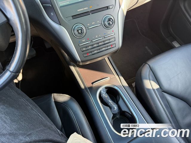 Lincoln MKC 2.0 AWD 2015 — фото 18