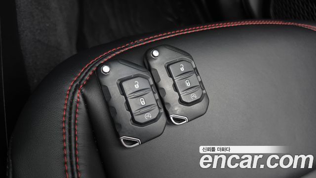 Jeep Wrangler (JL) 2.0 Rubicon Power Top 4Door 2024 — фото 18