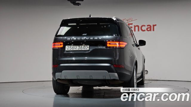 Land Rover Discovery 5 3.0 SD6 HSE Luxury 2019 — фото 4