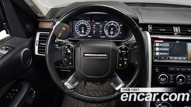 Land Rover Discovery 5 3.0 SD6 HSE Luxury 2019 — фото 13