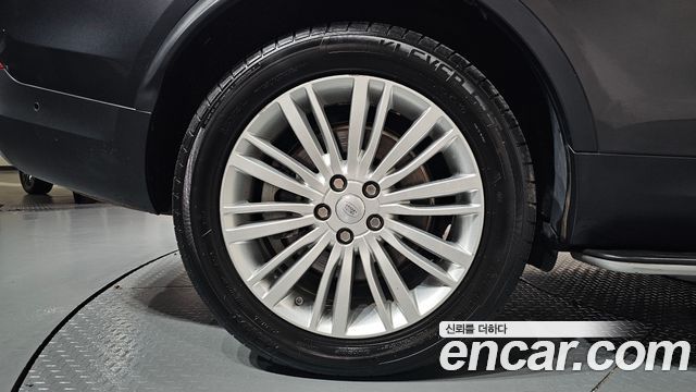 Land Rover Discovery 5 3.0 SD6 HSE Luxury 2019 — фото 21