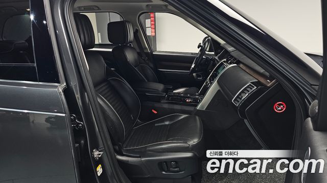 Land Rover Discovery 5 3.0 SD6 HSE Luxury 2019 — фото 26