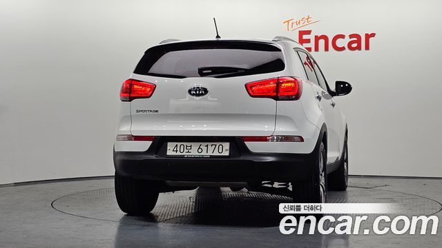 Kia Sportage R Diesel 2WD Prestige 2015 — фото 4