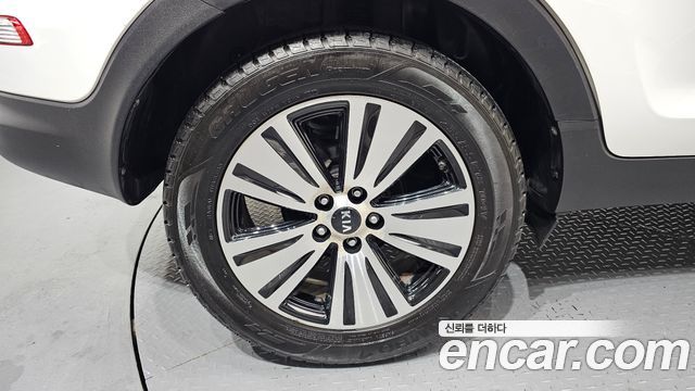Kia Sportage R Diesel 2WD Prestige 2015 — фото 5