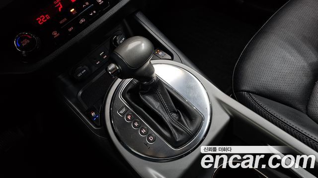 Kia Sportage R Diesel 2WD Prestige 2015 — фото 9