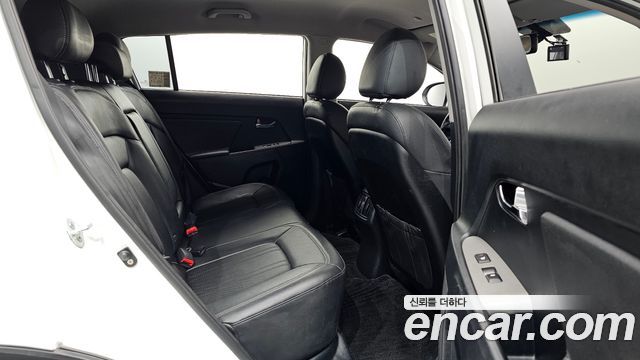 Kia Sportage R Diesel 2WD Prestige 2015 — фото 12