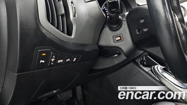 Kia Sportage R Diesel 2WD Prestige 2015 — фото 14