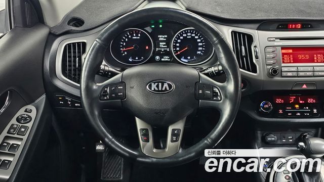 Kia Sportage R Diesel 2WD Prestige 2015 — фото 15