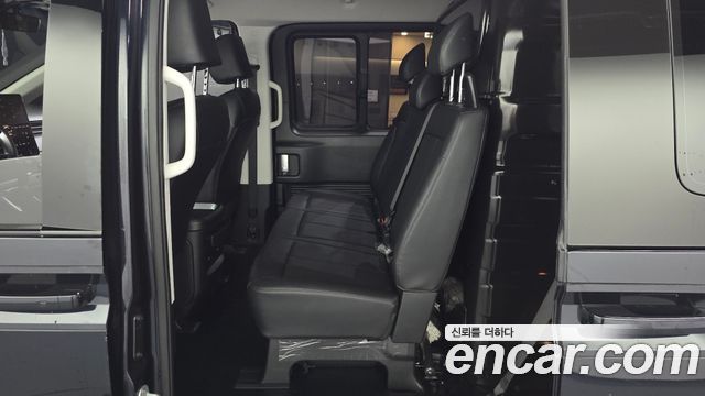 Hyundai Staria Cargo 5-Seater Modern 2023 — фото 12