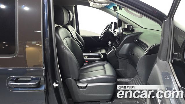 Hyundai Staria Cargo 5-Seater Modern 2023 — фото 26