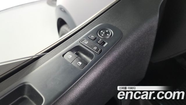 Hyundai Staria Cargo 5-Seater Modern 2023 — фото 28