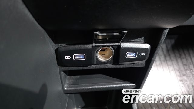 Hyundai Staria Cargo 5-Seater Modern 2023 — фото 30