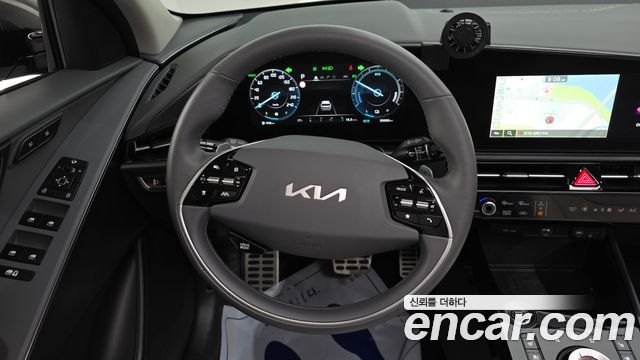 Kia Niro Signature 2025 — фото 13