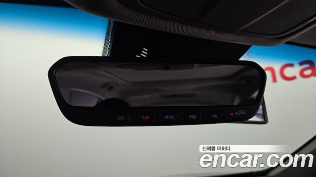 Genesis G80 3.3 GDI AWD Luxury 2018 — фото 17