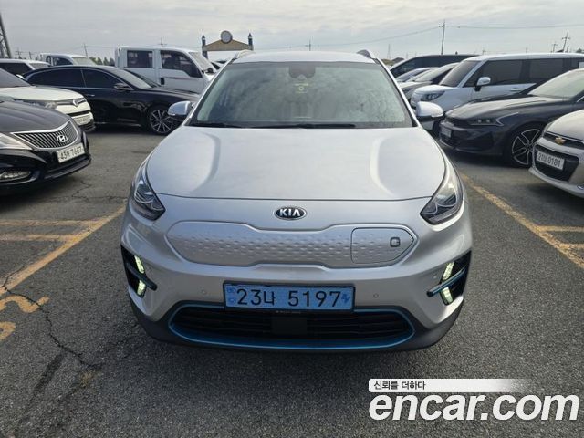 Kia Niro EV Noblesse 2021 — фото 2