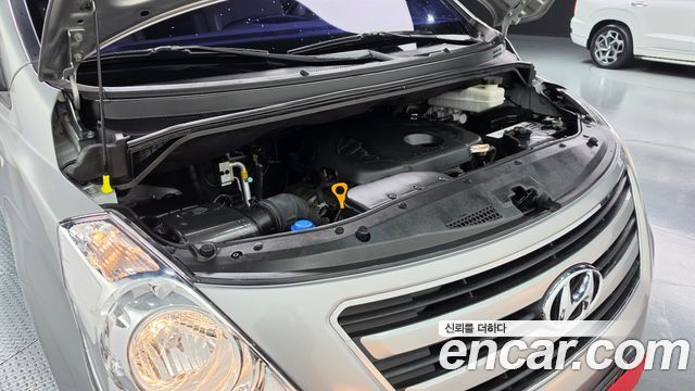 Hyundai Grand Starex 5-Seater VAN Modern 2018 — фото 6
