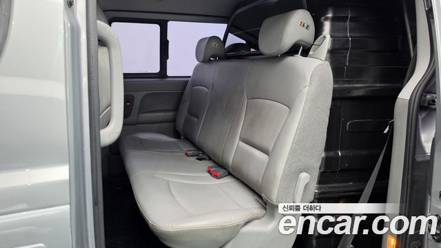 Hyundai Grand Starex 5-Seater VAN Modern 2018 — фото 11