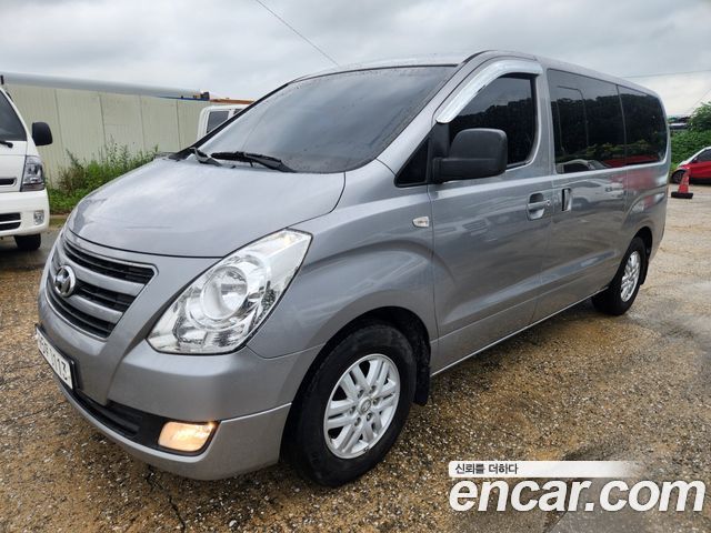 Hyundai Grand Starex 5-Seater VAN Modern
