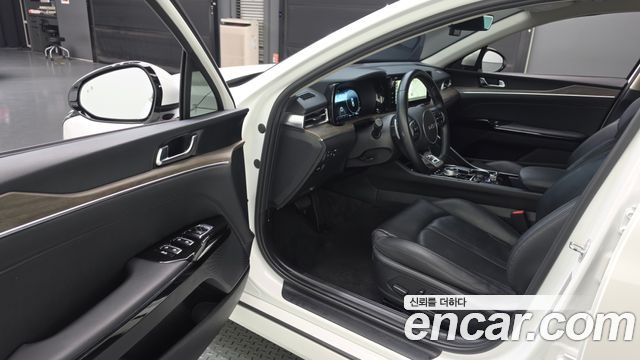 Kia K5 (III) 1.6 Turbo Noblesse 2023 — фото 10