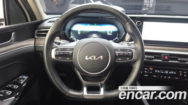 Kia K5 (III) 1.6 Turbo Noblesse 2023 — фото 13