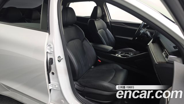 Kia K5 (III) 1.6 Turbo Noblesse 2023 — фото 26