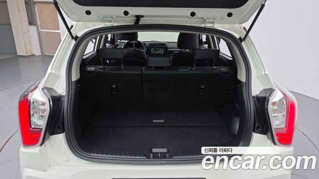 KG Mobility (SsangYong) Tivoli 1.6 2WD V3 2025 — фото 20
