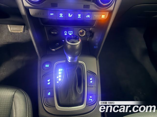 Hyundai Kona 1.6 Turbo 2WD Modern pop 2018 — фото 10