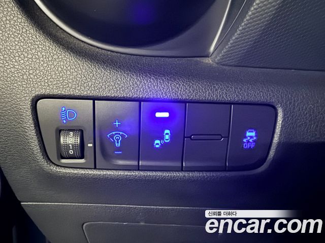 Hyundai Kona 1.6 Turbo 2WD Modern pop 2018 — фото 16