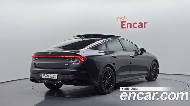Kia K5 (III) 1.6 Turbo Signature 2021 — фото 2
