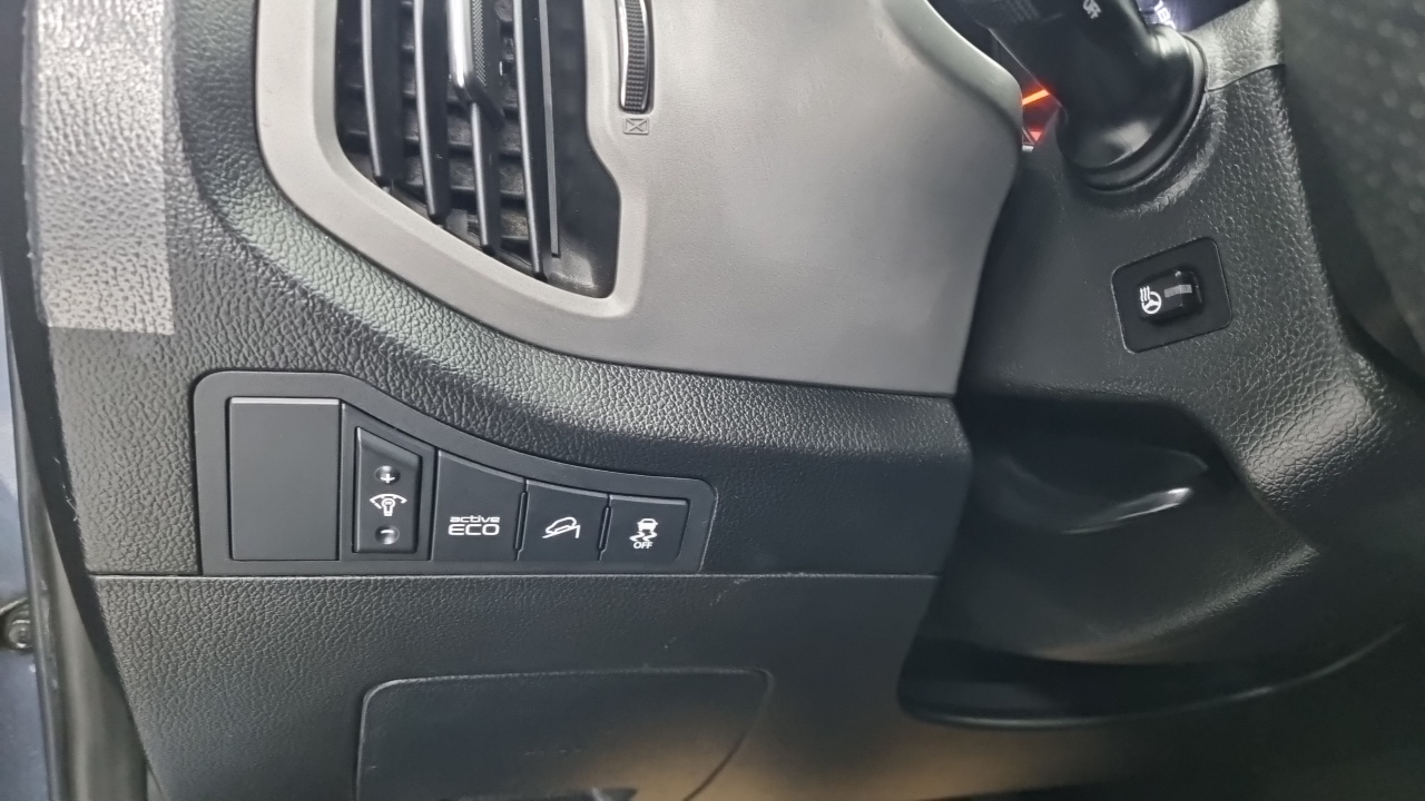 Kia Sportage R Diesel 2WD Trendy 2014 — фото 16