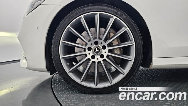 Mercedes-Benz E-Class (W213) E300 4MATIC AMG Line 2018 — фото 5