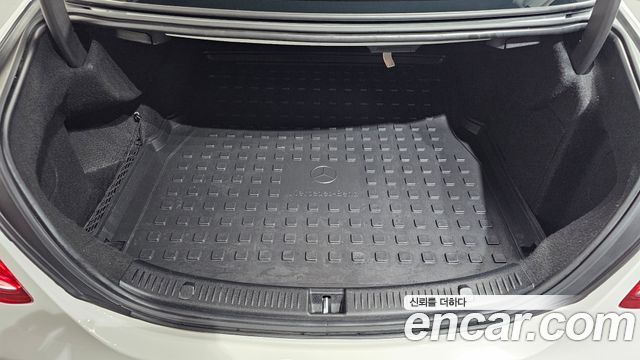 Mercedes-Benz E-Class (W213) E300 4MATIC AMG Line 2018 — фото 20