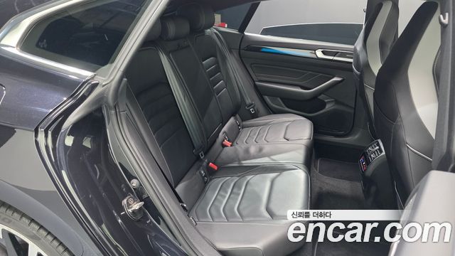 Volkswagen Arteon 2.0 TDI R-LIINE 4Motion 2022 — фото 11