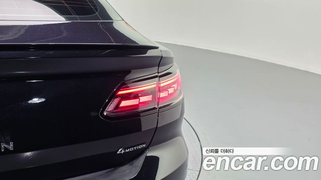 Volkswagen Arteon 2.0 TDI R-LIINE 4Motion 2022 — фото 23
