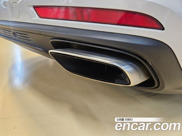 Porsche Panamera (971) 3.0 AWD 2018 — фото 17