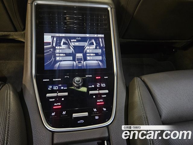 Porsche Panamera (971) 3.0 AWD 2018 — фото 19