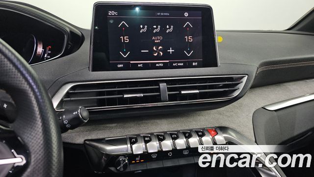 Peugeot 3008 (II) 1.2 Pure Tech GT 2022 — фото 17