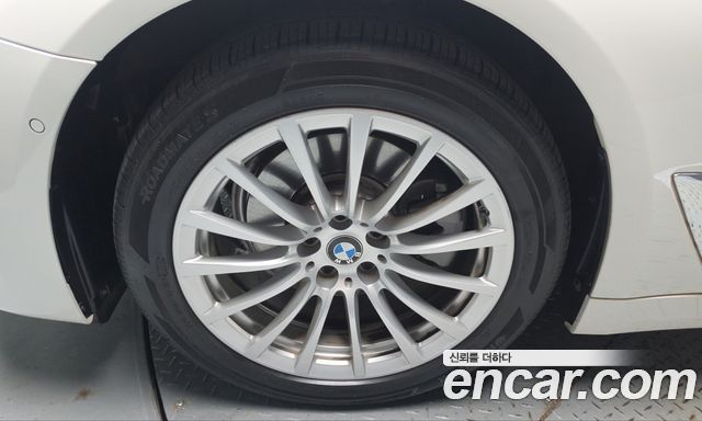BMW 5 Series (G30) 520i Luxury 2019 — фото 5