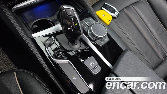 BMW 5 Series (G30) 520i Luxury 2019 — фото 9