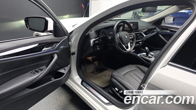 BMW 5 Series (G30) 520i Luxury 2019 — фото 10
