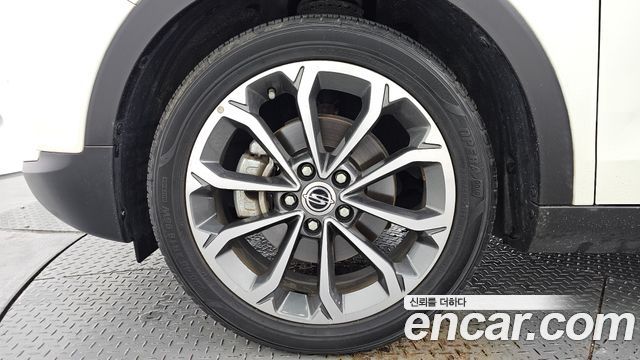 KG Mobility (SsangYong) Tivoli LX 2WD 2017 — фото 5