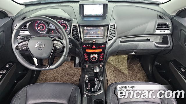 KG Mobility (SsangYong) Tivoli LX 2WD 2017 — фото 7