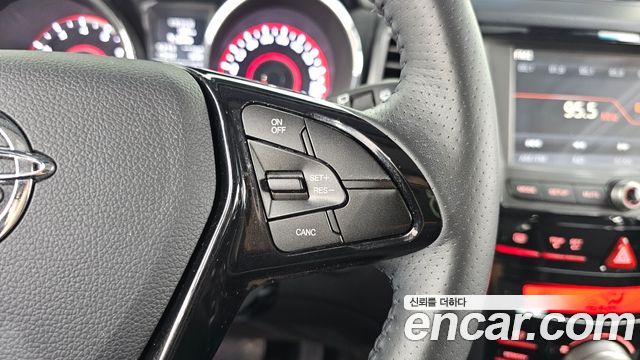 KG Mobility (SsangYong) Tivoli LX 2WD 2017 — фото 19