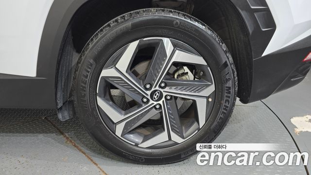 Hyundai Tucson (NX4) Gasoline 1.6 Turbo 2WD Inspiration 2023 — фото 21