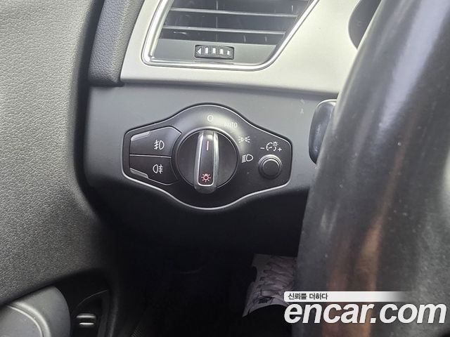 Audi A4 2.0 TFSI Quattro B8 2011 — фото 19