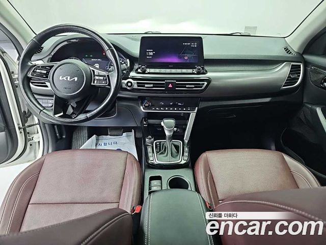 Kia Seltos Gasoline 1.6 Turbo 2WD Signature 2023 — фото 7