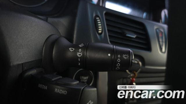 Renault Korea SM5 Platinum LPLI Taxi Deluxe 2015 — фото 28