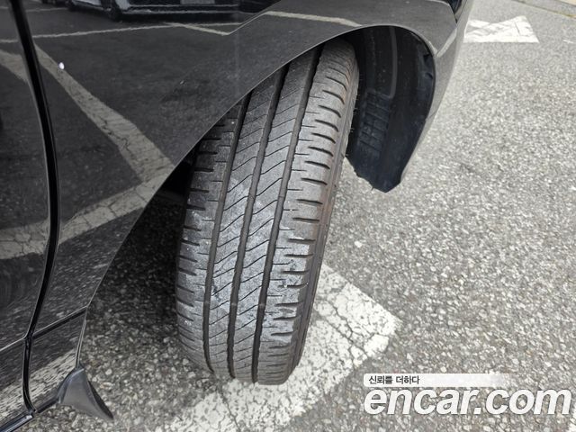 Hyundai Grand Starex Van 5-Seater Modern 2020 — фото 16